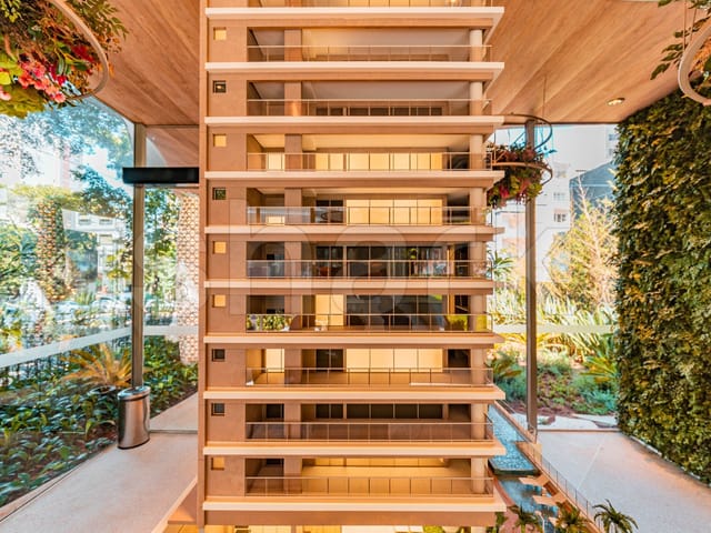 Apartamento com 212m² 3 quartos e 4 banheiros, à venda, no bairro Cerqueira César em São Paulo