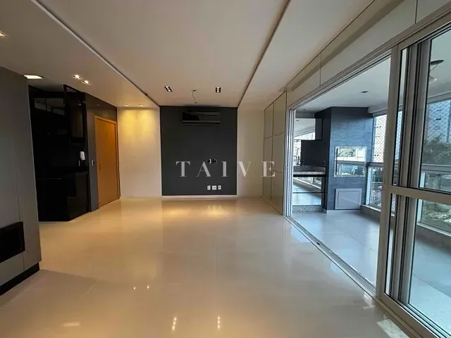 Apartamento com 178m² 3 quartos e 2 banheiros, à venda, no bairro Gleba Fazenda Palhano em Londrina