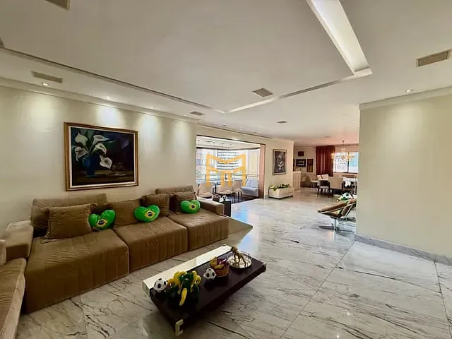 Apartamento 4 quartos e 6 banheiros, à venda, no bairro Umarizal em Belém