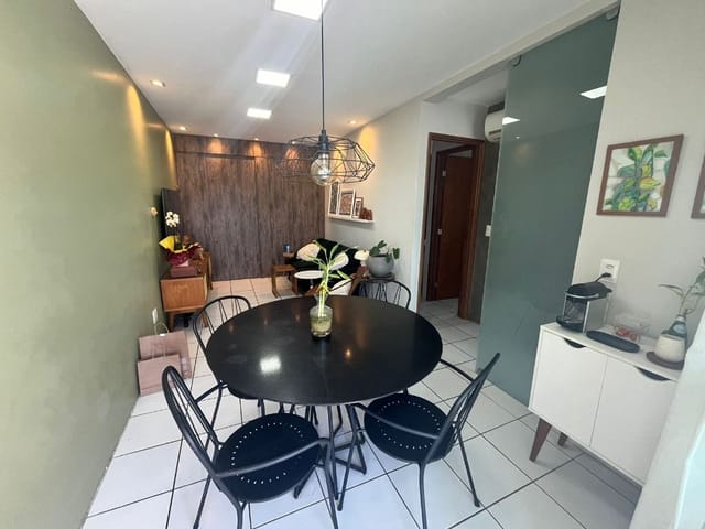 Apartamento 3 quartos e 3 banheiros, à venda, no bairro Madalena em Recife
