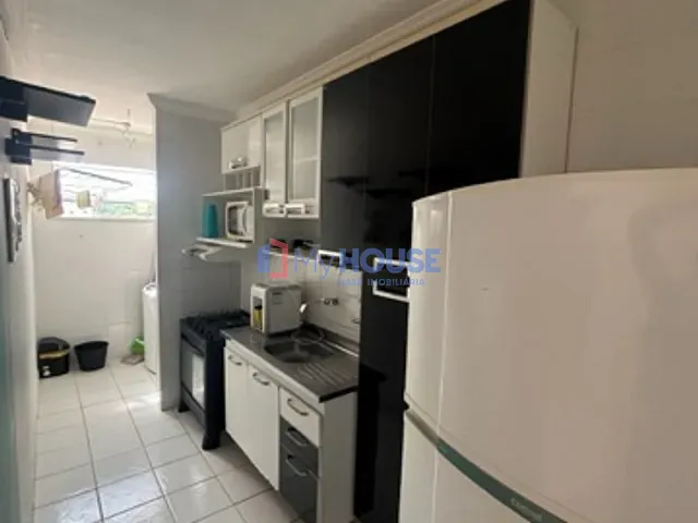 Apartamento 2 quartos e 2 banheiros, para alugar, no bairro Nossa Senhora da Vitória em Ilhéus