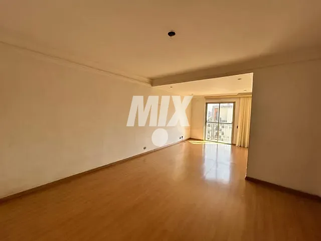Apartamento 3 quartos e 3 banheiros, à venda, no bairro Moema em São Paulo