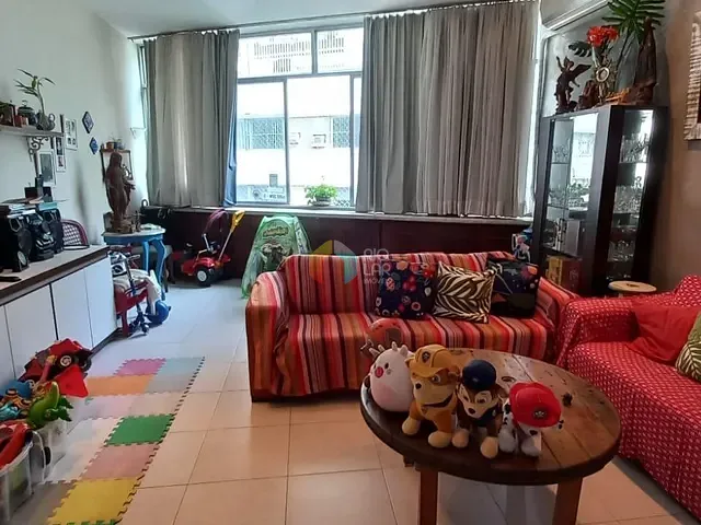 Apartamento com 178m² 3 quartos e 2 banheiros, à venda, no bairro Copacabana em Rio de Janeiro