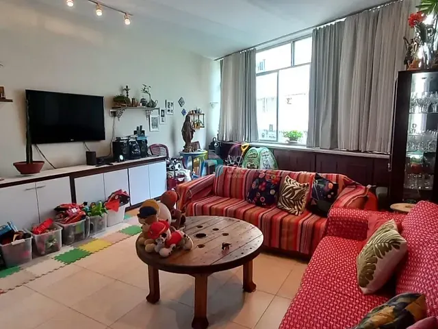 Apartamento com 178m² 3 quartos e 2 banheiros, à venda, no bairro Copacabana em Rio de Janeiro