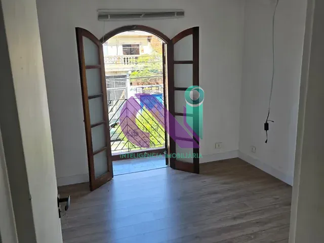 Apartamento 2 quartos e 2 banheiros, à venda, no bairro São Pedro em Osasco