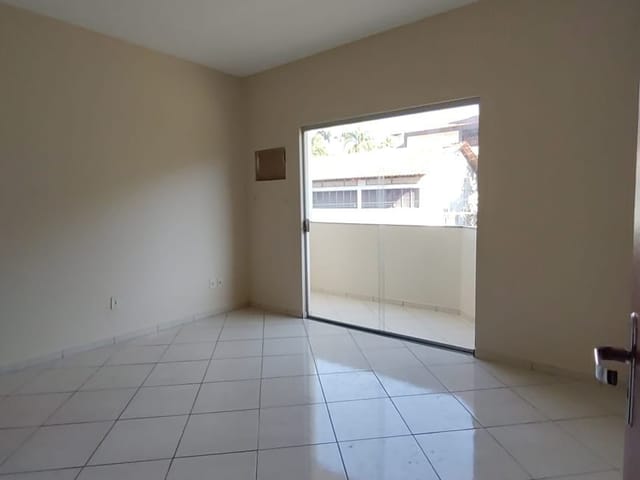 Apartamento 2 quartos e 2 banheiros, à venda, no bairro Menezes em Cataguases