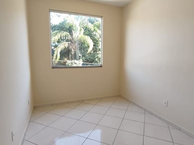 Apartamento 2 quartos e 2 banheiros, à venda, no bairro Menezes em Cataguases