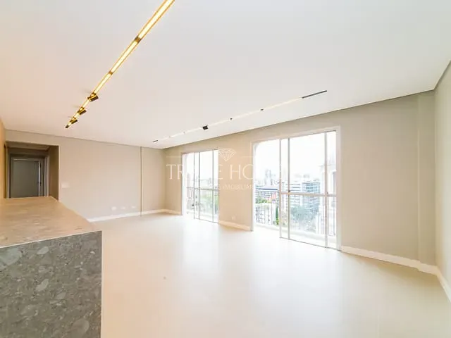 Apartamento com 156m² 3 quartos e 3 banheiros, à venda, no bairro Batel em Curitiba