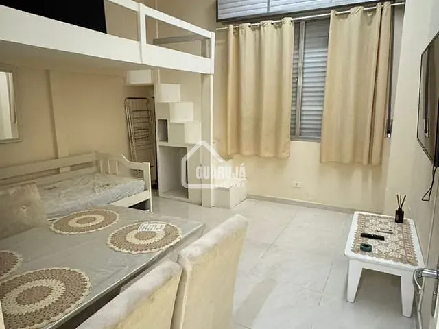 Apartamento 1 quarto e 1 banheiro, à venda, no bairro Pitangueiras em Guarujá