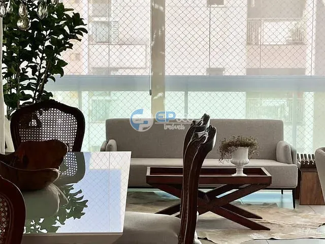 Apartamento com 216m² 3 quartos e 4 banheiros, à venda, no bairro Gleba Fazenda Palhano em Londrina