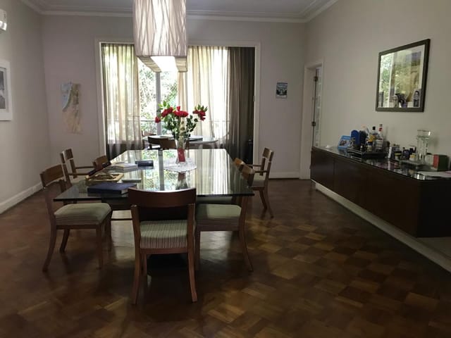 Foto do Apartamento - VENDO Apartamento, Rua Pompeu Loureiro, Copacabana, RJ. Próximo ao metrô Cantagalo. Ótima oportunidade! | GrupoApi