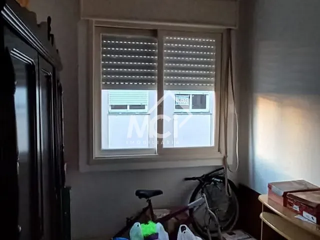 Apartamento 2 quartos e 1 banheiro, à venda, no bairro Três Vendas em Pelotas