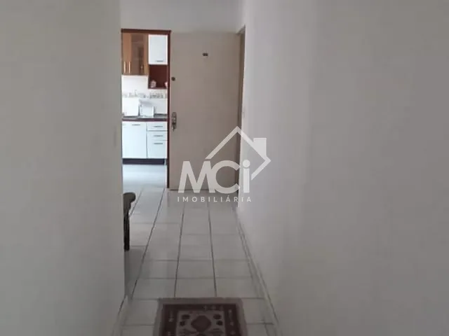 Apartamento 2 quartos e 1 banheiro, à venda, no bairro Três Vendas em Pelotas