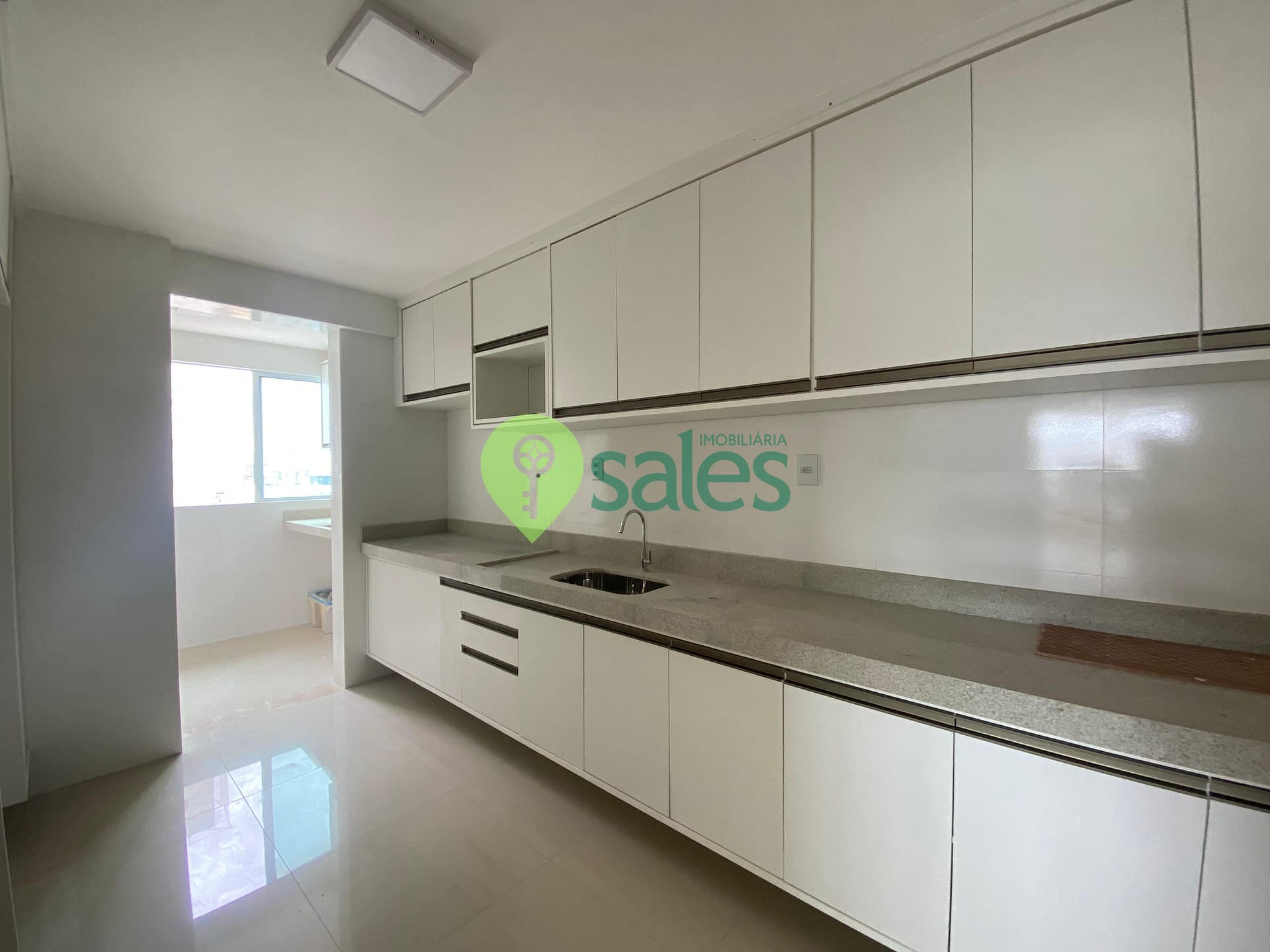 Apartamento à venda com 3 quartos, 110m² - Foto 14
