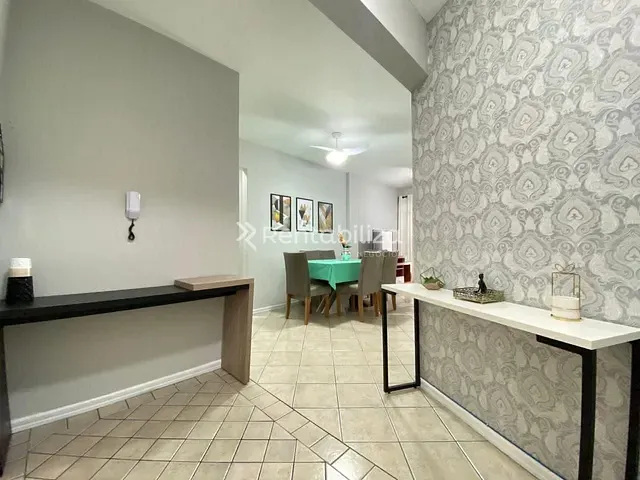 Apartamento 3 quartos e 2 banheiros, à venda, no bairro Meia Praia em Itapema