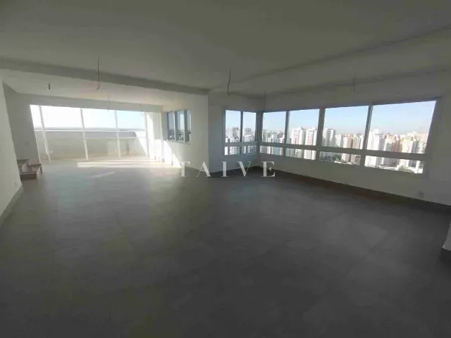 Apartamento com 243m² 3 quartos e 5 banheiros, à venda, no bairro Gleba Fazenda Palhano em Londrina