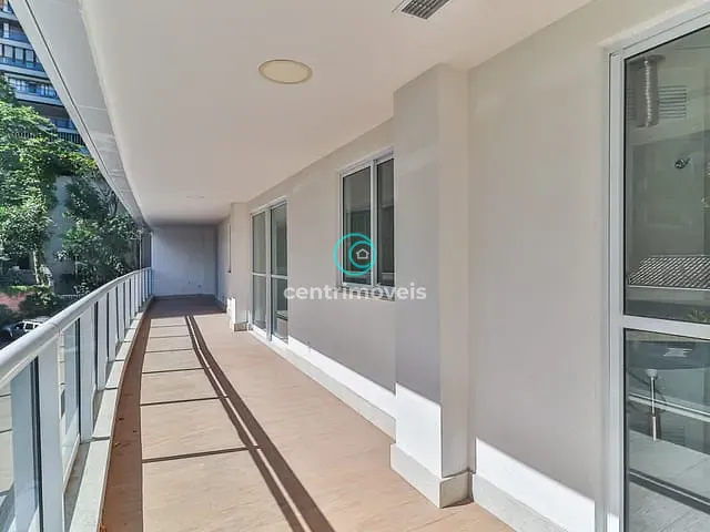 Apartamento com 117m² 3 quartos e 4 banheiros, à venda, no bairro Lagoa em Rio de Janeiro