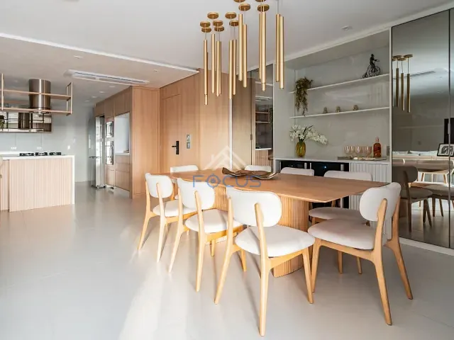 Apartamento com 175m² 3 quartos e 4 banheiros, à venda, no bairro Anhangabaú em Jundiaí