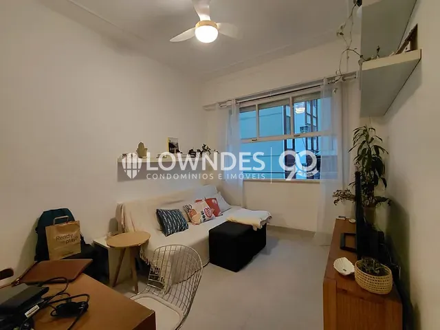 Apartamento com 55m² 2 quartos e 1 banheiro, à venda, no bairro Copacabana em Rio de Janeiro