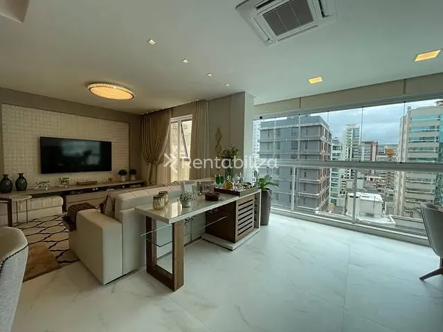 Apartamento 4 quartos e 4 banheiros, à venda, no bairro Meia Praia em Itapema