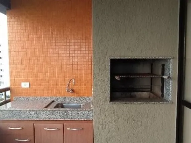 Apartamento com 247m² 3 quartos e 5 banheiros, à venda, no bairro Gleba Palhano em Londrina