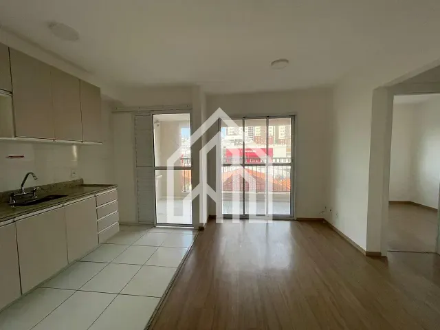 Apartamento 2 quartos e 1 banheiro, à venda ou para alugar, no bairro Jardim Flor da Montanha em Guarulhos