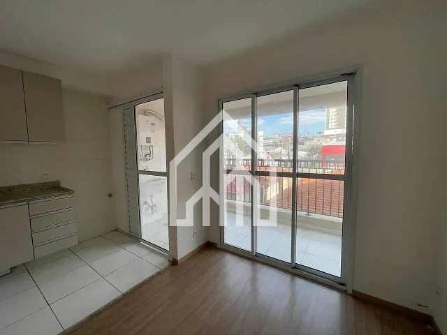 Apartamento 2 quartos e 1 banheiro, à venda ou para alugar, no bairro Jardim Flor da Montanha em Guarulhos