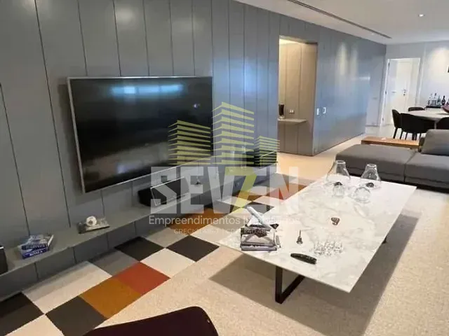 Apartamento com 245m² 3 quartos e 4 banheiros, à venda, no bairro Residencial Villaggio II em Bauru