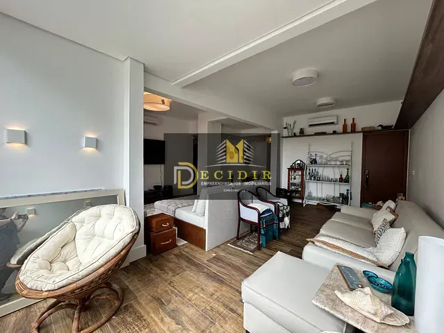 Apartamento com 163m² 3 quartos e 5 banheiros, à venda, no bairro Pitangueiras em Guarujá
