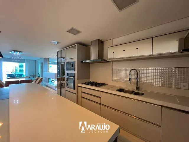 Apartamento para alugar, no bairro Cabeçudas em Itajaí