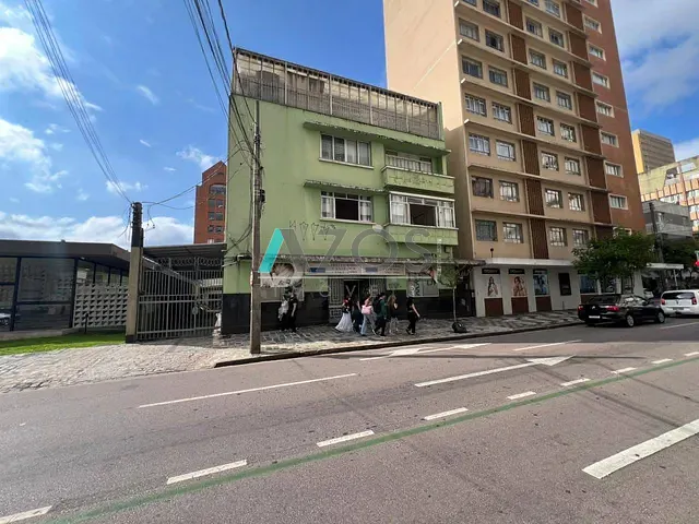 Apartamento 3 quartos e 2 banheiros, à venda, no bairro Centro em Curitiba
