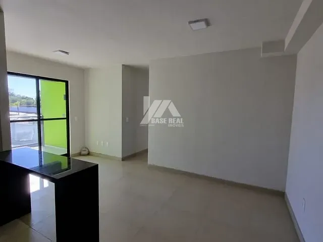 Apartamento com 62m² 3 quartos e 1 banheiro, à venda, no bairro Uvaranas em Ponta Grossa