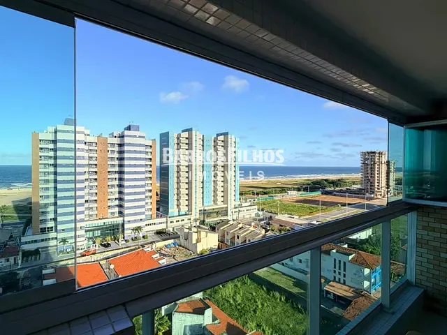 Apartamento com 162m² 3 quartos e 3 banheiros, para alugar, no bairro Atalaia em Aracaju
