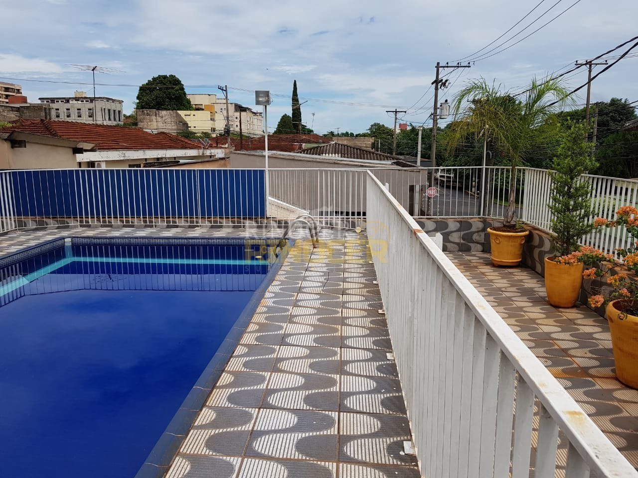 https://static.arboimoveis.com.br/AP0492_RNCR/apartamento-para-locacao-jardim-paulistano-ribeirao-preto1624524379230kbobt_watermark.jpg