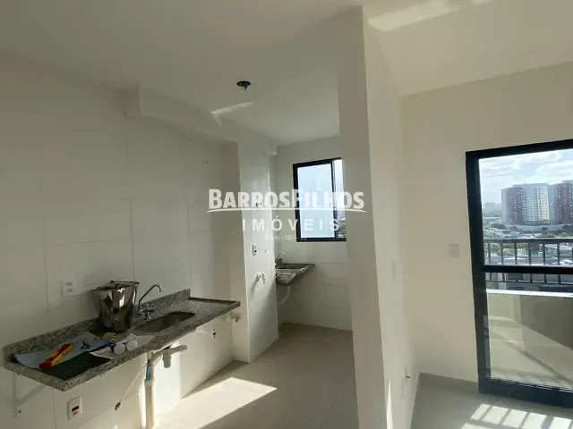 Apartamento com 78m² 2 quartos e 2 banheiros, para alugar, no bairro Farolândia em Aracaju