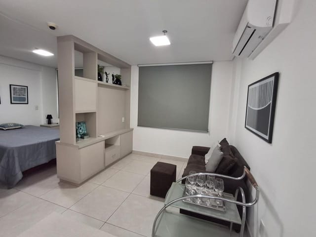 Apartamento com 34m² 1 quarto e 1 banheiro, para alugar, no bairro Jardim Goiás em Goiânia