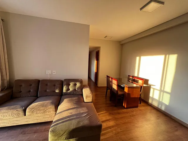Apartamento com 10m² 3 quartos e 2 banheiros, para alugar, no bairro Gleba Palhano em Londrina