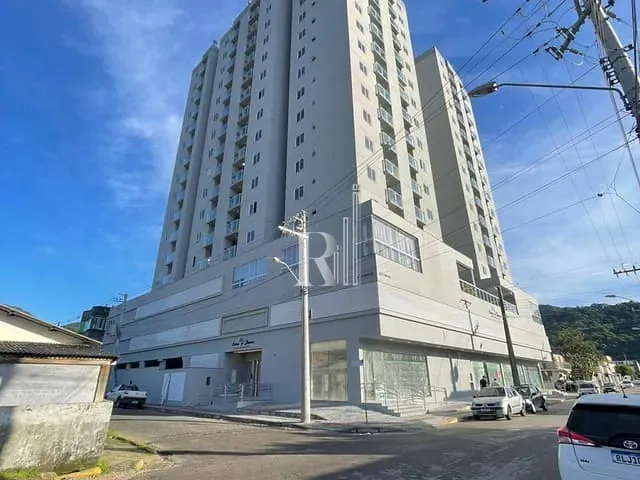 Apartamento 2 quartos e 1 banheiro, à venda, no bairro Alto São Bento em Itapema