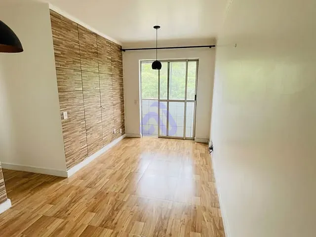 Apartamento 2 quartos e 1 banheiro, à venda, no bairro Jardim Santa Terezinha em São Paulo