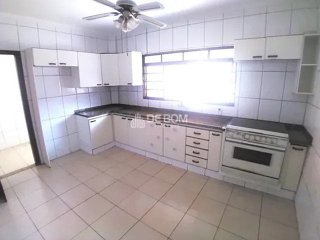 Apartamento com 157m² 3 quartos e 2 banheiros, à venda, no bairro Jardim São Paulo em Poços de Caldas