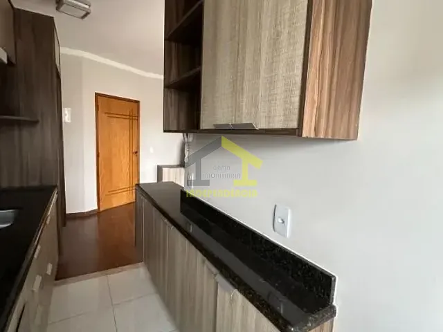 Apartamento 2 quartos e 2 banheiros, à venda ou para alugar, no bairro Vila Bela Vista em Itatiba