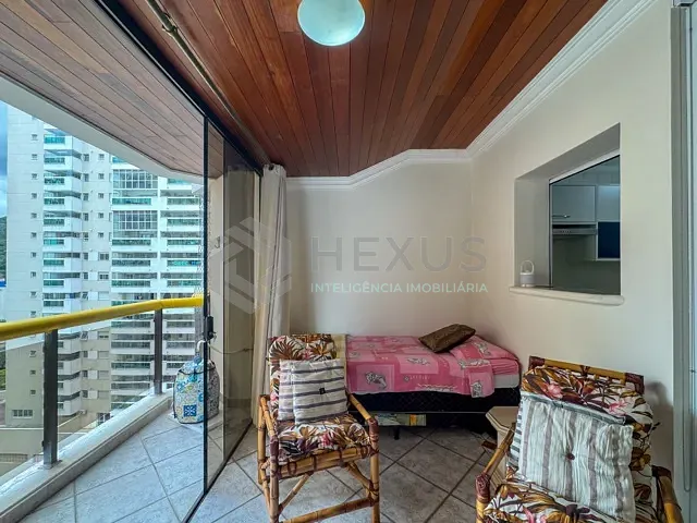 Apartamento 1 quarto e 2 banheiros, à venda, no bairro Pitangueiras em Guarujá