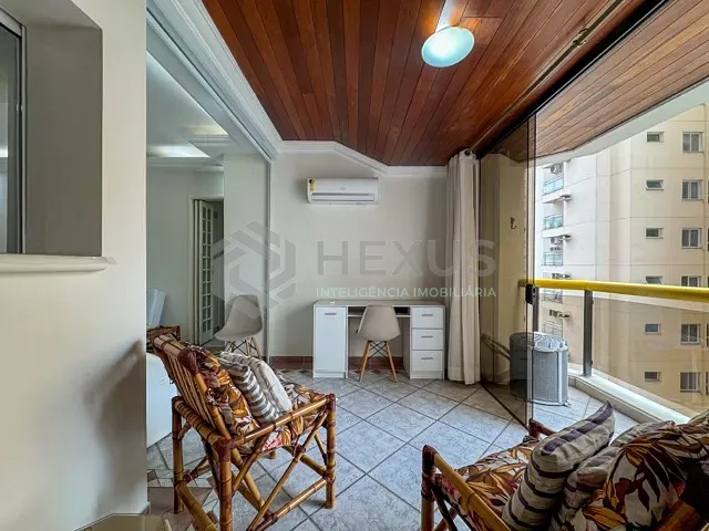 Apartamento 1 quarto e 2 banheiros, à venda, no bairro Pitangueiras em Guarujá