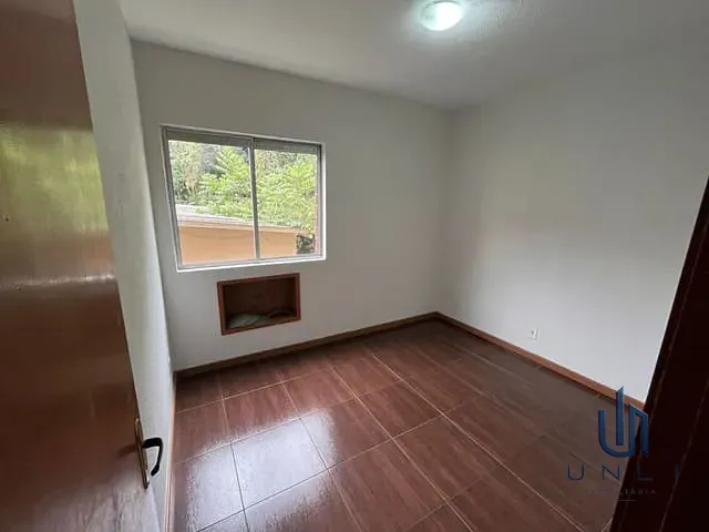 Apartamento 2 quartos e 1 banheiro, para alugar, no bairro Vila Americana em Volta Redonda