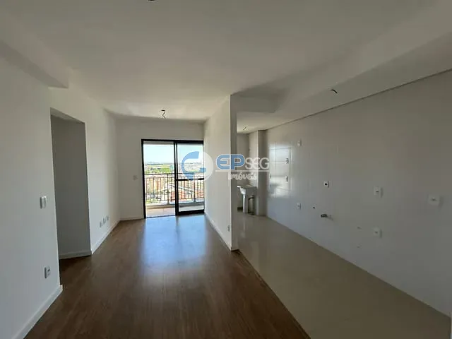 Apartamento 3 quartos e 2 banheiros, à venda, no bairro Parque Jamaica em Londrina
