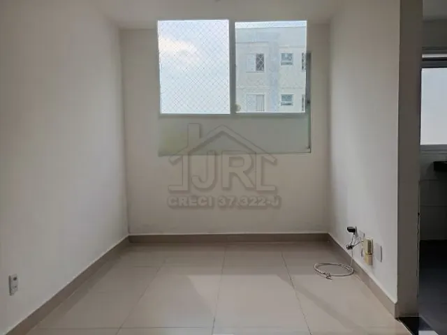 Apartamento 2 quartos e 1 banheiro, para alugar, no bairro Parque São Vicente em Mauá