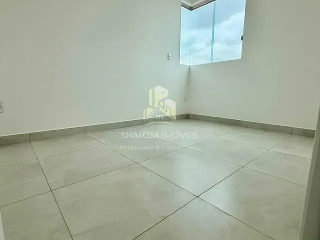 Apartamento 2 quartos e 1 banheiro, à venda, no bairro Candelária em Belo Horizonte