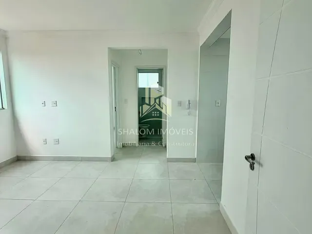 Apartamento 2 quartos e 1 banheiro, à venda, no bairro Candelária em Belo Horizonte