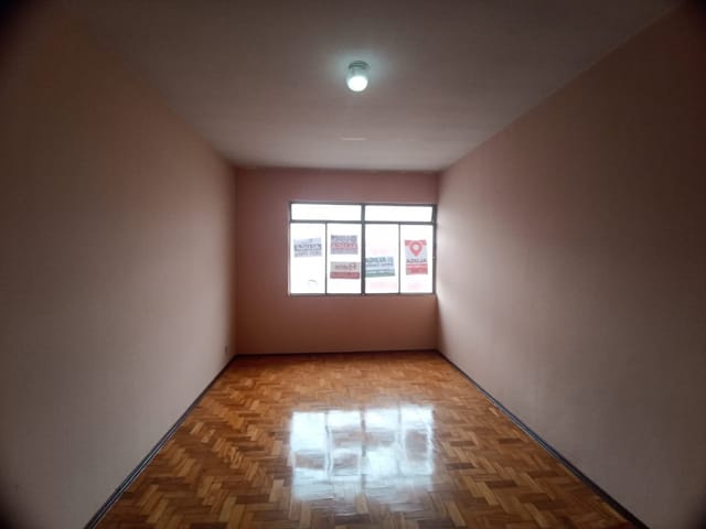 Foto do Apartamento - Apartamento 3 dormitórios para locação , 80 m² - Retiro - Lavras/MG | Seu Lugar - Imobiliária Descomplicada