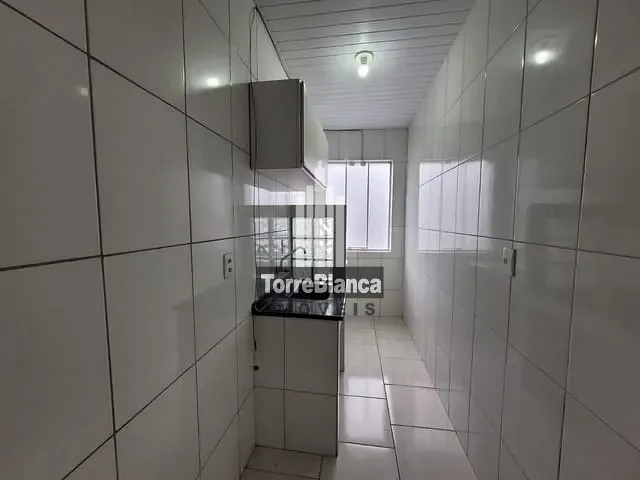 Apartamento com 28m² 1 quarto e 1 banheiro, para alugar, no bairro Contorno em Ponta Grossa
